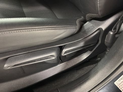 Used 2025 Honda Civic Sport image 17