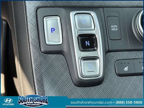 Certified 2024 Hyundai Palisade Limited AWD/4WD image 37