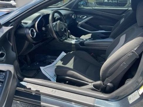 Used 2021 Chevrolet Camaro LT w/ RS Package RWD image 10