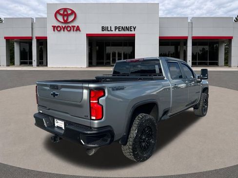 Used 2025 Chevrolet Silverado 2500 LT w/ Trail Boss Package AWD/4WD image 5