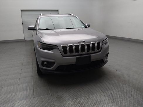 Used 2019 Jeep Cherokee Latitude w/ Popular Appearance Group FWD image 14