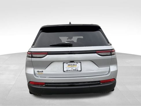 New 2025 Jeep Grand Cherokee Limited w/ MOPAR Finishing Package image 7