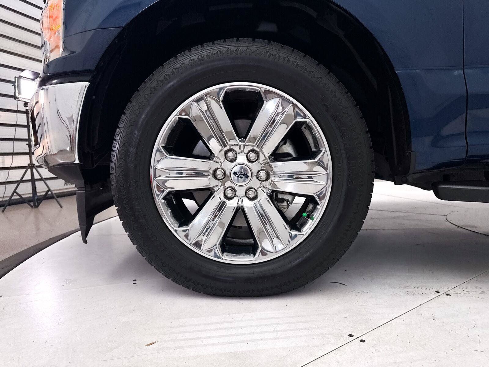 Used 2019 Ford F150 XLT w/ Equipment Group 302A Luxury RWD image 10