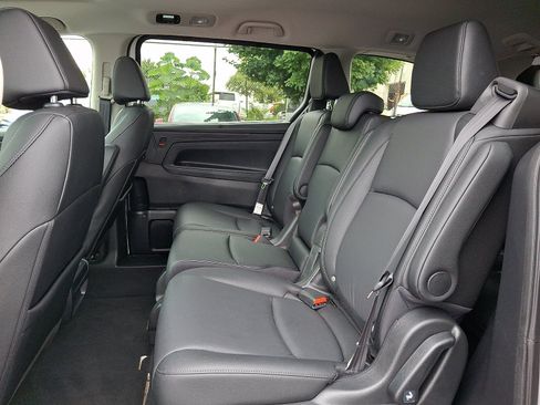 Used 2026 Honda Odyssey EX-L image 11