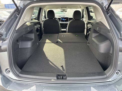 Certified 2025 Volkswagen Tiguan S w/ 18" Wheel Package image 5