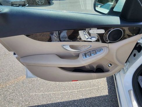 Used 2017 Mercedes-Benz C 300 4MATIC Sedan image 10