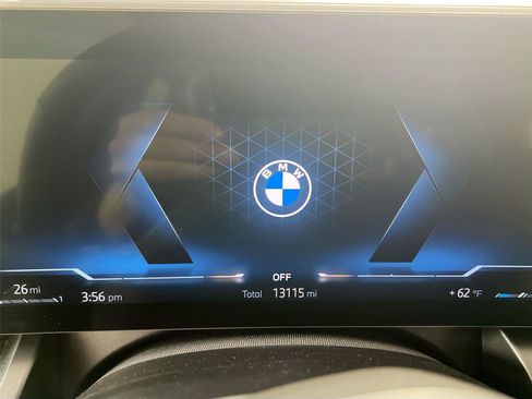 Used 2026 BMW 530i xDrive w/ Premium Package AWD/4WD image 32