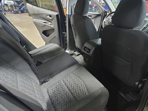 Used 2022 Chevrolet Equinox LT image 15