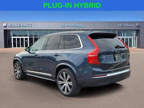 Used 2024 Volvo XC90 T8 Plus w/ Protection Package Premier AWD/4WD image 3