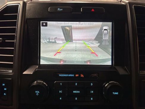 Used 2017 Ford F150 XLT w/ Equipment Group 302A Luxury AWD/4WD image 10