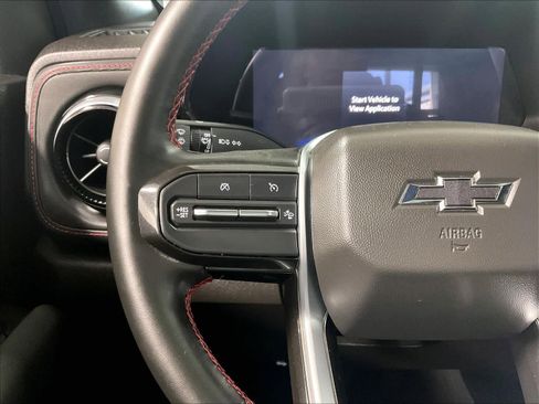 Used 2024 Chevrolet Colorado Z71 w/ Z71 Convenience Package 2 image 22