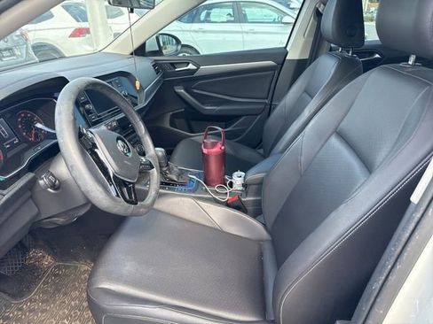 Used 2020 Volkswagen Jetta SE image 15