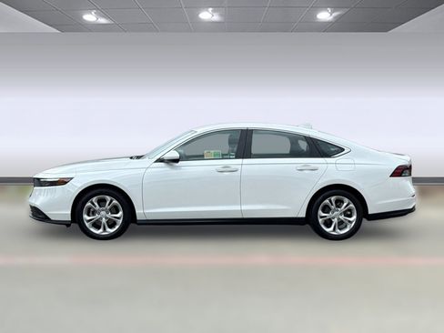 Certified 2023 Honda Accord LX image 2