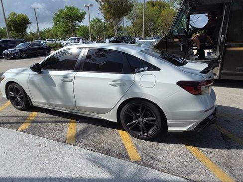 Used 2026 Honda Civic Si image 4