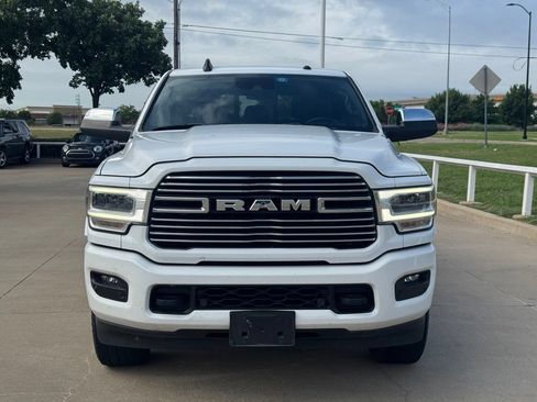 Used 2022 RAM 2500 Laramie AWD/4WD image 2