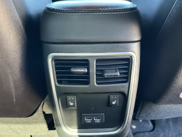Used 2019 Dodge Charger Scat Pack w/ Plus Group RWD image 18