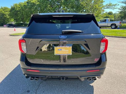 Used 2022 Ford Explorer ST w/ Equipment Group 401A AWD/4WD image 9