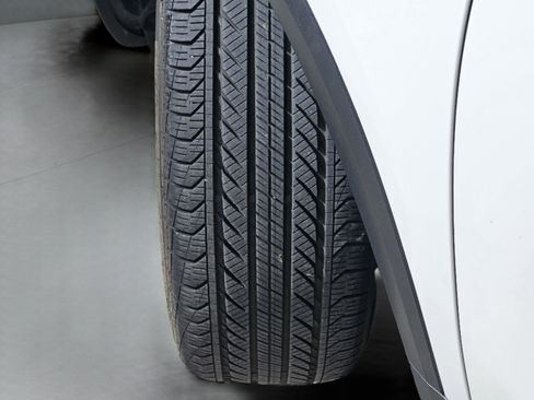 Used 2026 Mercedes-Benz GLB 250 image 30