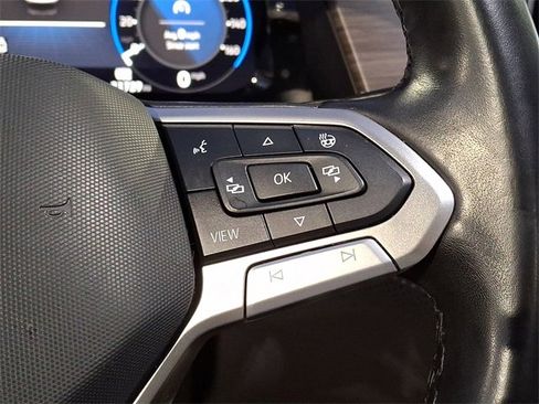 Used 2024 Volkswagen Atlas SEL Premium R-Line image 24