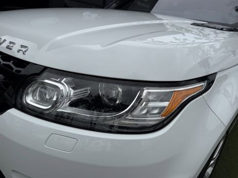 Used 2016 Land Rover Range Rover Sport Supercharged AWD/4WD image 10