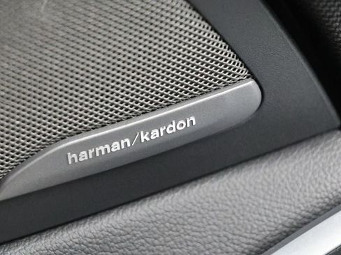 Used 2022 BMW X5 M50i w/ Executive Package image 30