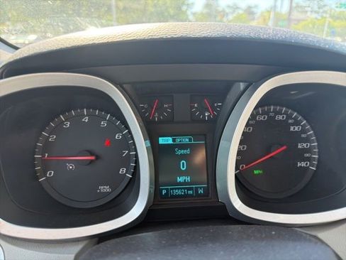 Used 2015 Chevrolet Equinox LT image 11