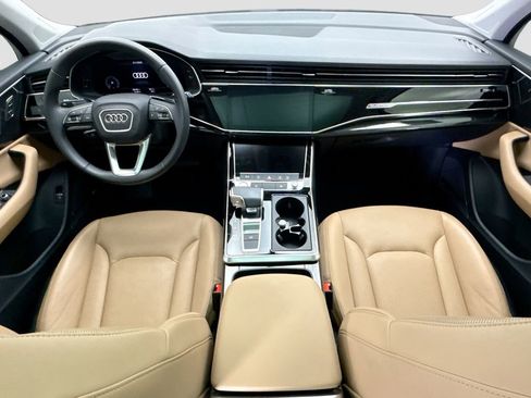 Used 2020 Audi Q7 3.0T Premium Plus w/ Premium Plus Package AWD/4WD image 13