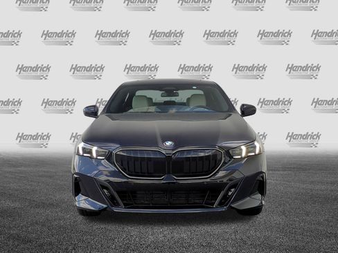 New 2027 BMW 530i xDrive AWD/4WD image 3