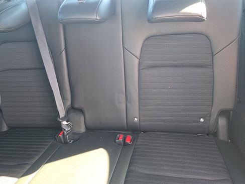 Used 2024 Nissan Pathfinder Rock Creek image 13