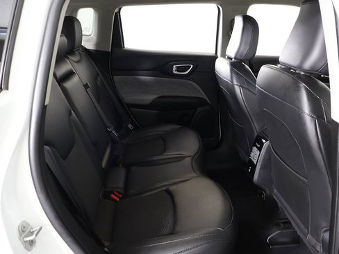 Used 2022 Jeep Compass Latitude w/ Convenience Group image 33