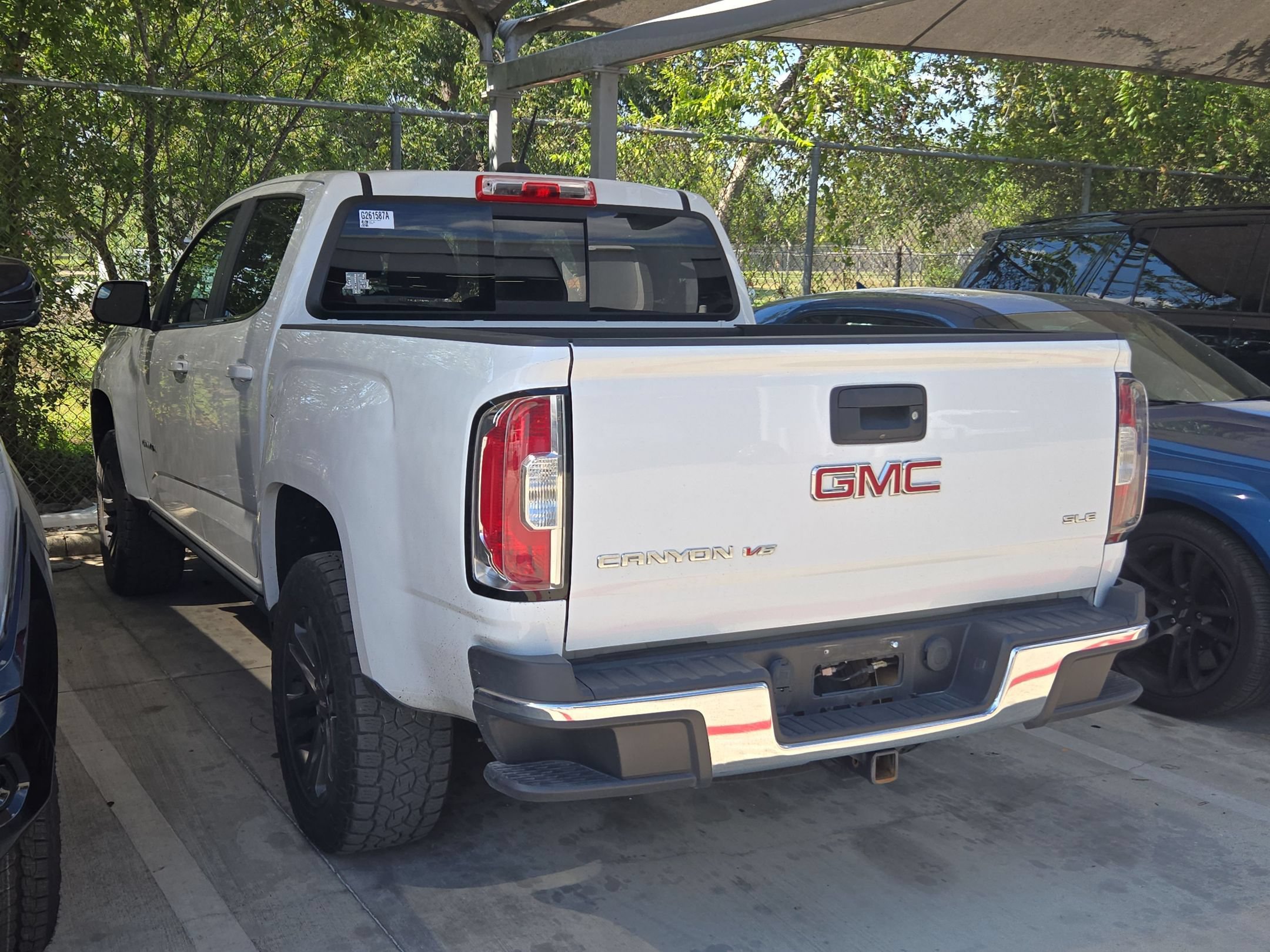 Used 2020 GMC Canyon SLE w/ Elevation Edition RWD image 4