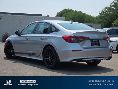 Certified 2024 Honda Civic Sport image 12