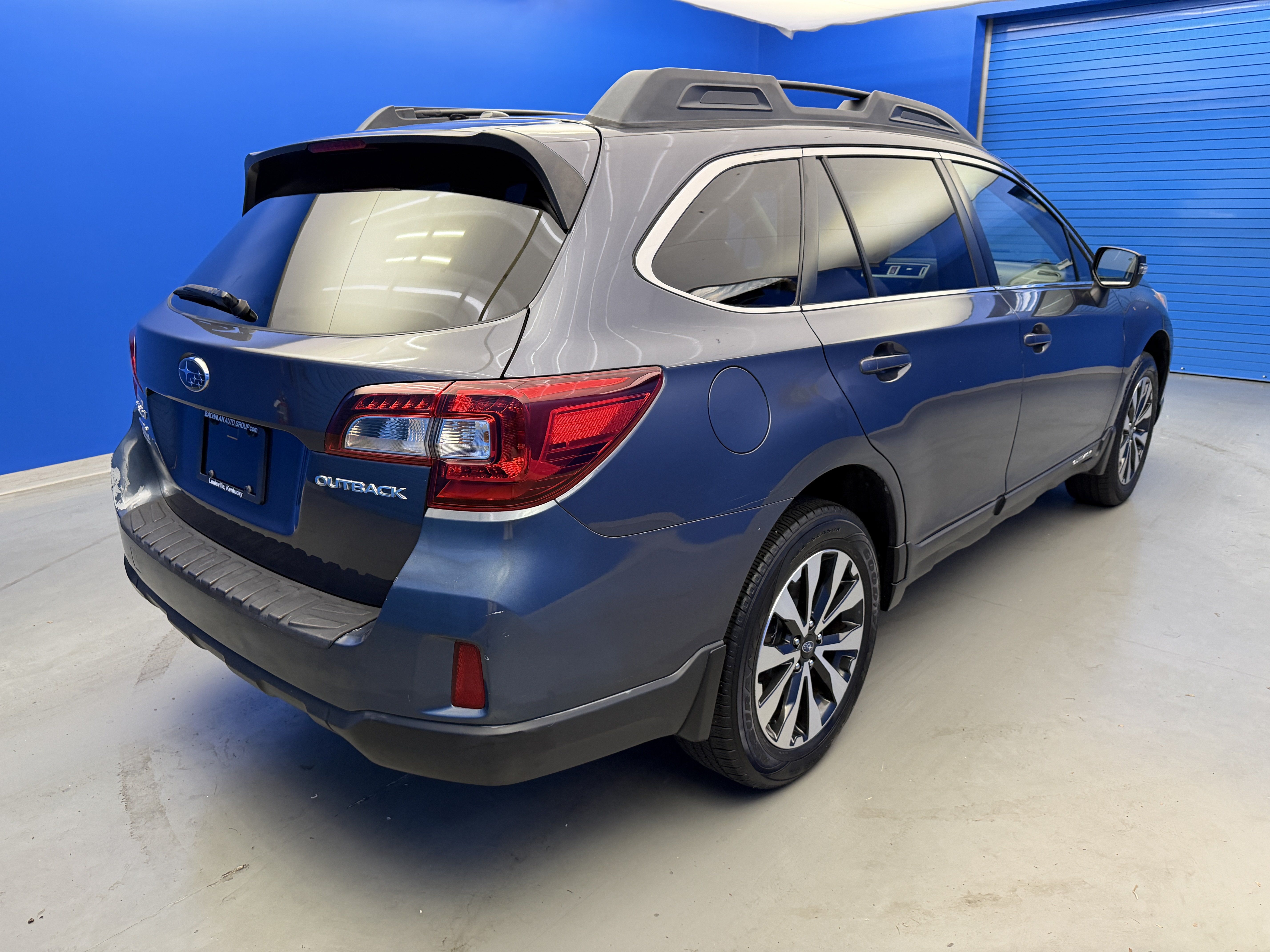 Used 2015 Subaru Outback 2.5i Limited AWD/4WD image 7