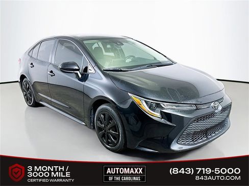 Used 2021 Toyota Corolla LE image 1