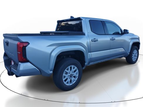 Used 2024 Toyota Tacoma SR5 image 6