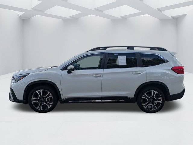 Used 2023 Subaru Ascent Limited AWD/4WD image 9