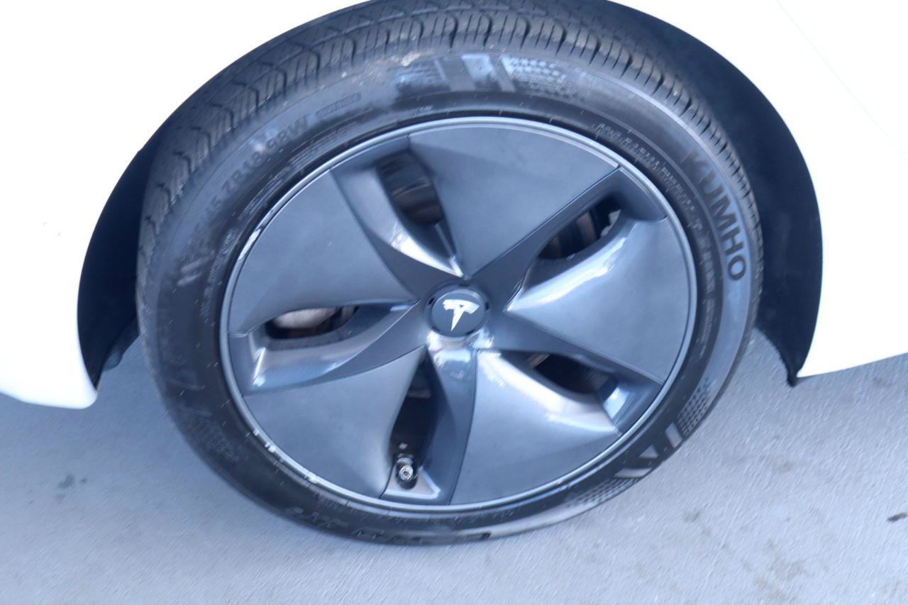 Used 2018 Tesla Model 3 Long Range AWD/4WD image 37