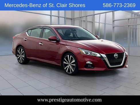 Used 2020 Nissan Altima 2.0 Platinum FWD image 8