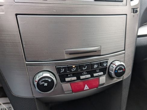 Used 2014 Subaru Outback 2.5i Premium image 25