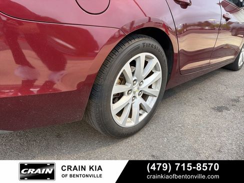 Used 2015 Chevrolet Malibu LT FWD image 7