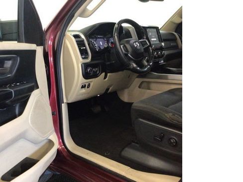 Used 2019 RAM 1500 Big Horn AWD/4WD image 19