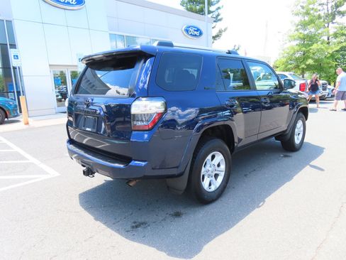 Used 2024 Toyota 4Runner SR5 Premium w/ Moonroof Package AWD/4WD image 6