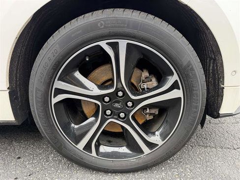 Used 2019 Ford Edge ST w/ Equipment Group 401A image 26