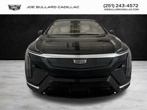 New 2025 Cadillac Optiq Luxury 2 w/ LPO, Floor Liner Package image 13