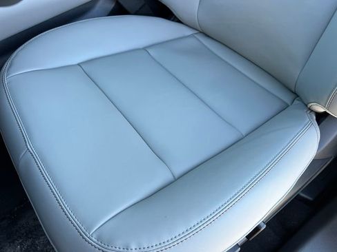 New 2026 Ford Explorer Active image 13