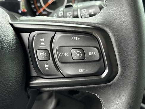 Used 2026 Jeep Wrangler Unlimited Rubicon AWD/4WD image 21