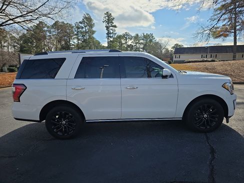 Used 2019 Ford Expedition Limited w/ Equipment Group 301A image 6