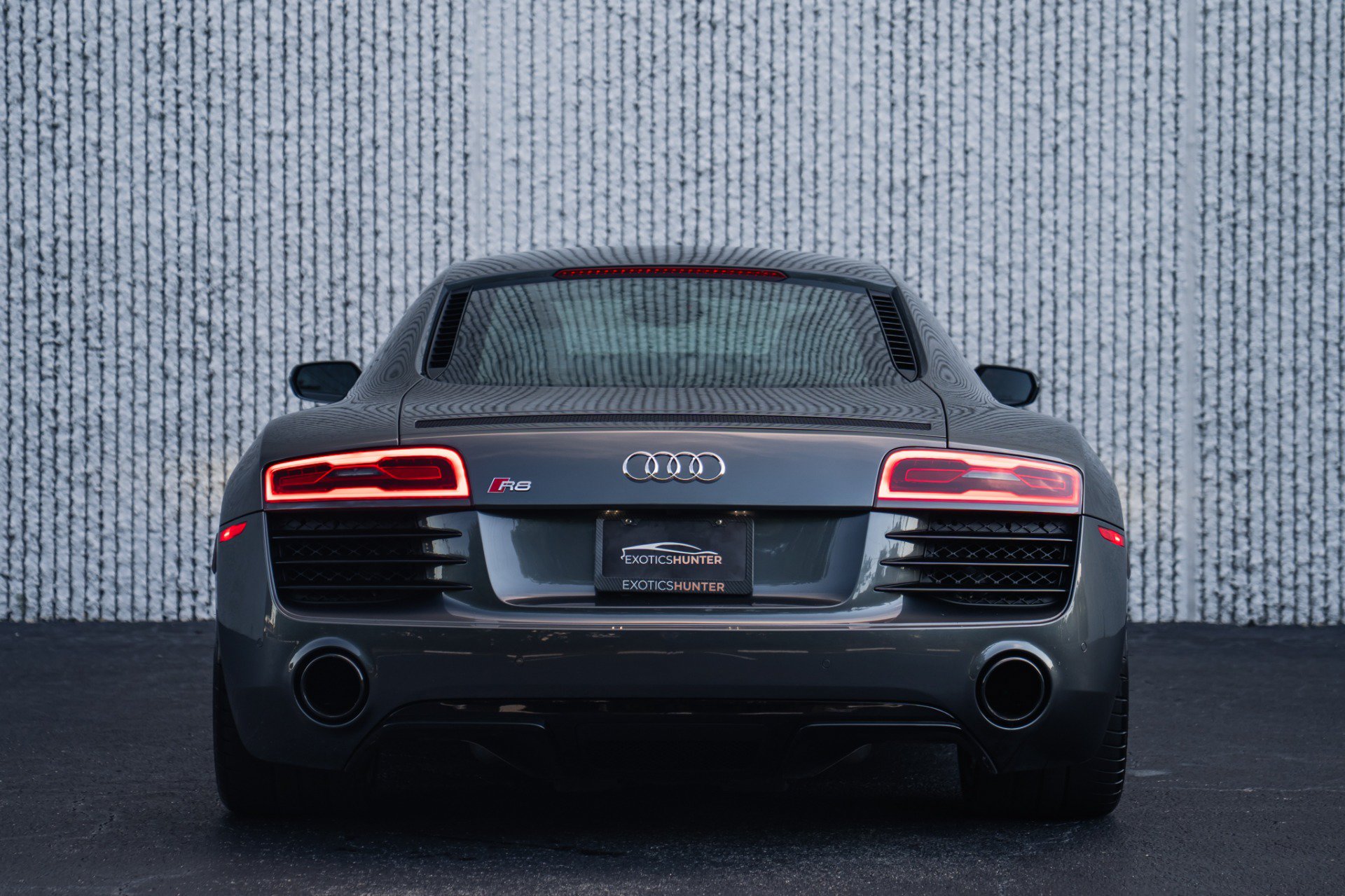 Used 2014 Audi R8 V8 w/ Convenience Package AWD/4WD image 5