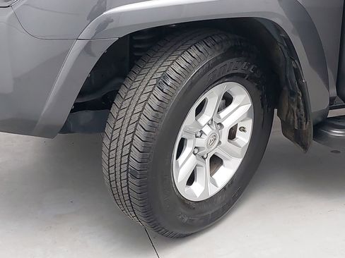 Used 2021 Toyota 4Runner SR5 image 32