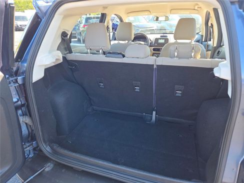 Used 2021 Ford EcoSport S image 19